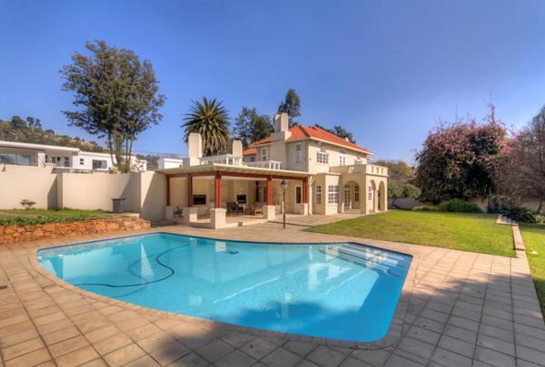 5 Bedroom House