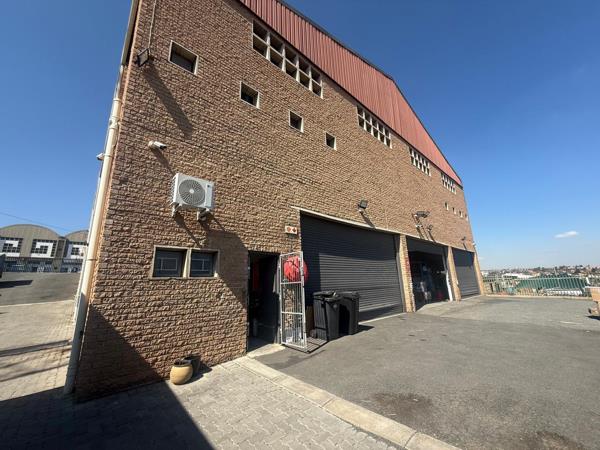 1 200 m² Industrial space