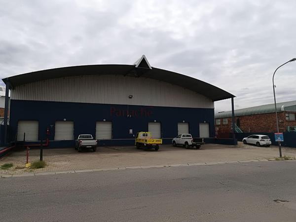 1 238  m² Industrial space