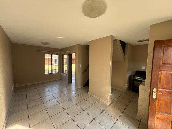 2 Bedroom Townhouse to rent in Windmill Park | RR1949520 | Private Property