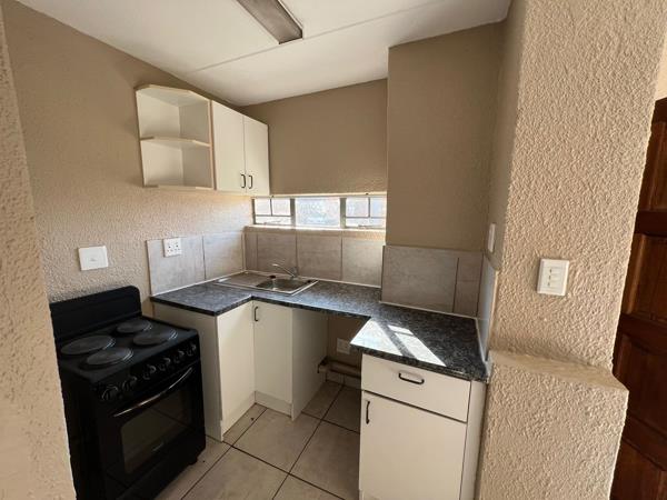 2 Bedroom Townhouse to rent in Windmill Park | RR1949520 | Private Property
