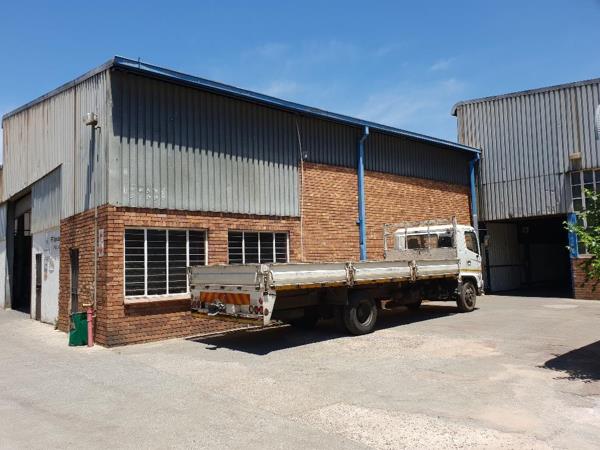 4 000  m² Industrial space