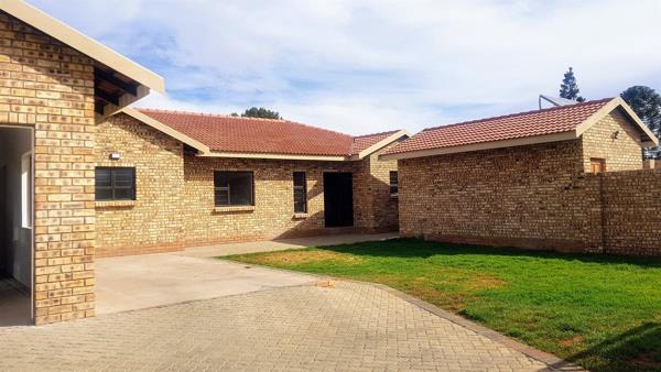 3 Bedroom Townhouse