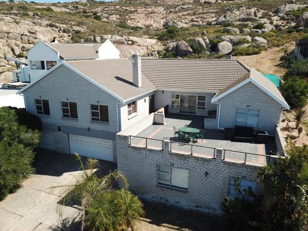 6 Bedroom House
