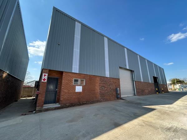 250 m² Industrial space