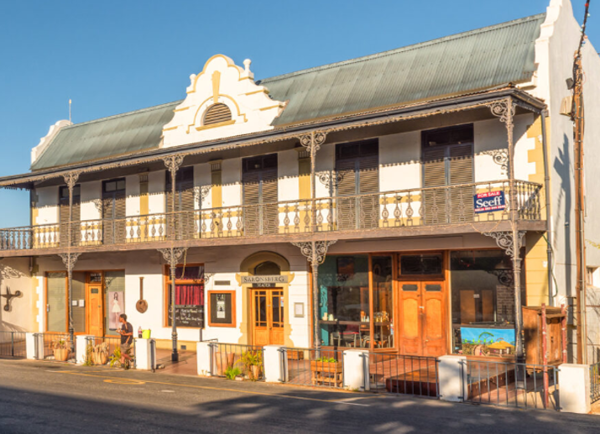 260  m² Commercial space