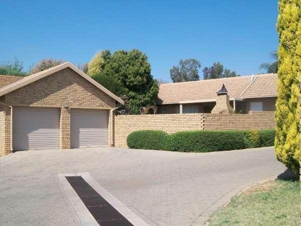 2 Bedroom Simplex