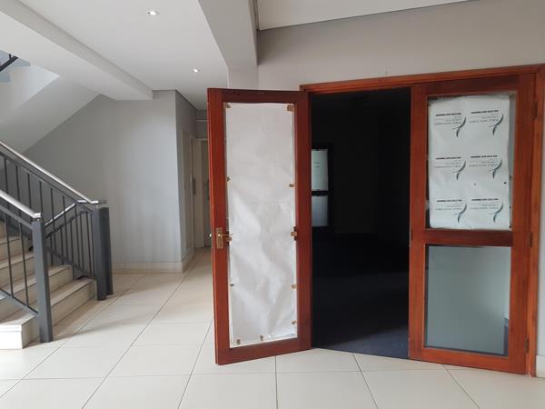 249 m² Commercial space