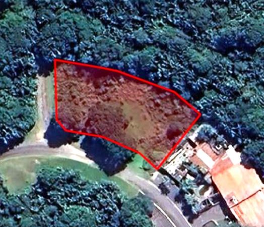 1 808 m² Land