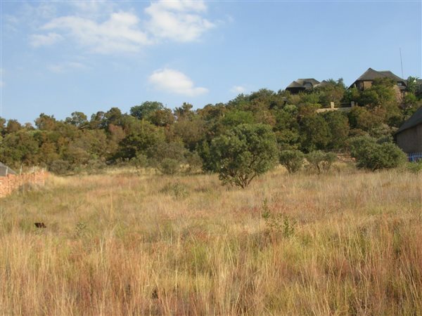 780 m² Land