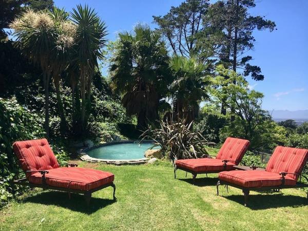 2 Bedroom Garden Cottage