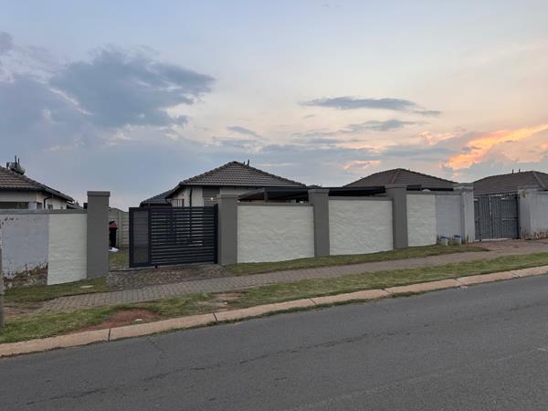 2 Bedroom House