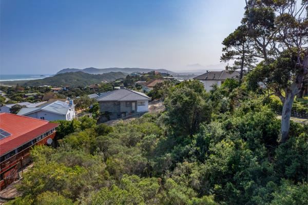 1 528 m² Land