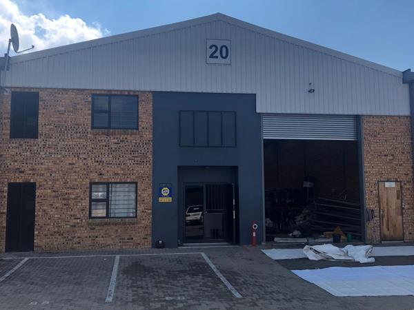 461 m² Industrial space
