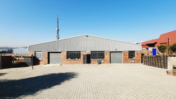 1 100 m² Industrial space