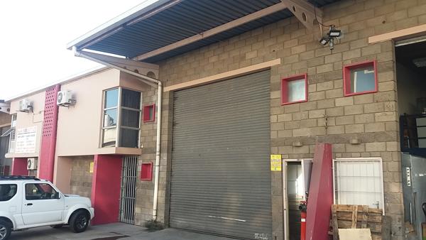 355 m² Industrial space