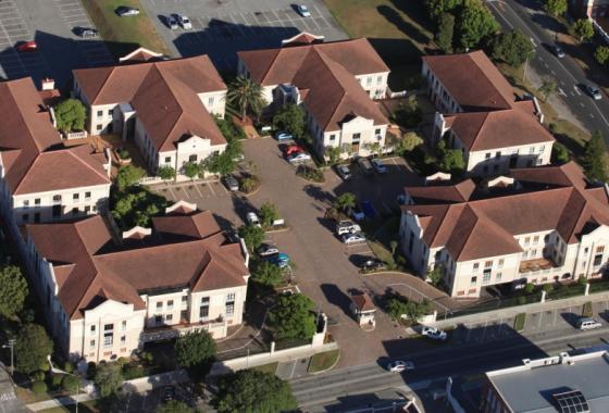 85  m² Commercial space