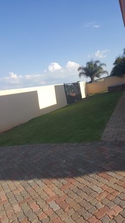 1 Bedroom House