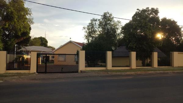 7 Bedroom House