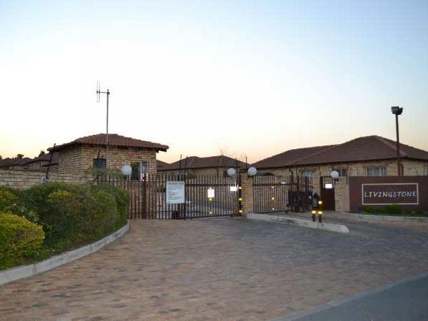 2 Bedroom Simplex in Noordwyk