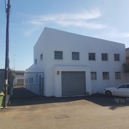 90  m² Industrial space