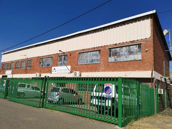 3 228  m² Industrial space