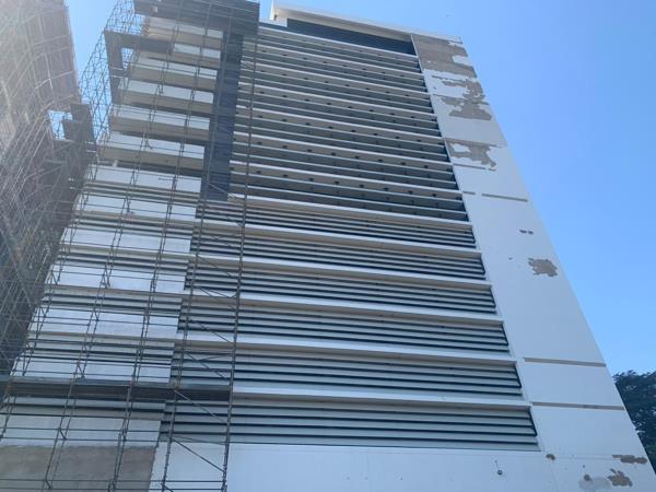 365  m² Commercial space