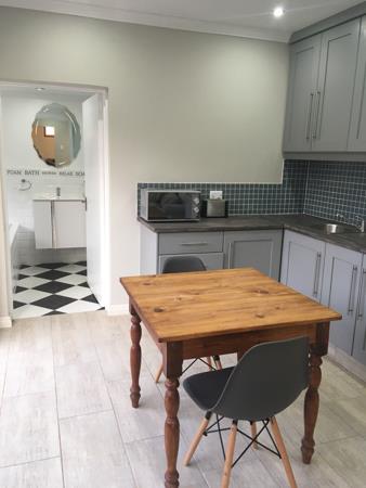 1 Bedroom Garden Cottage
