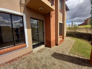 Apartment in Hillside