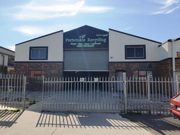 586 m² Industrial space