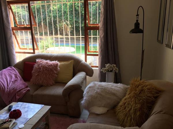 1 Bedroom Garden Cottage