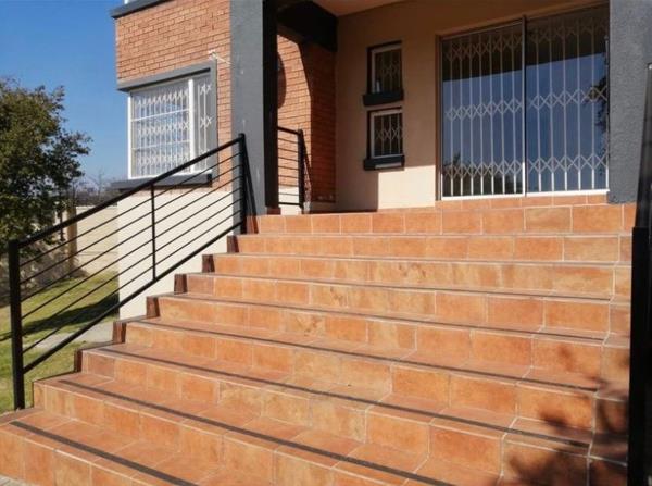 2 Bedroom Simplex