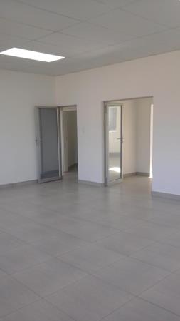 120 m² Commercial space