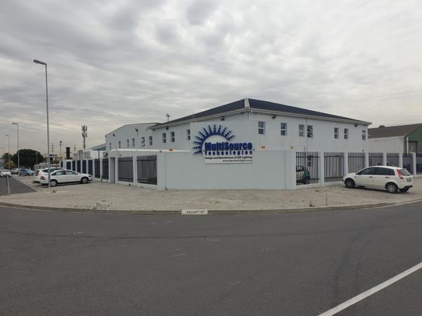 1 729  m² Industrial space