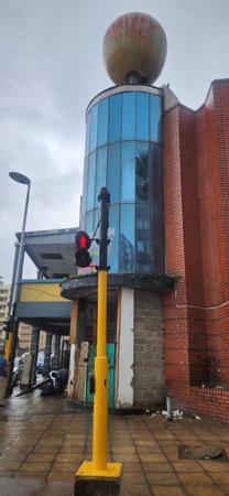 848 m² Commercial space