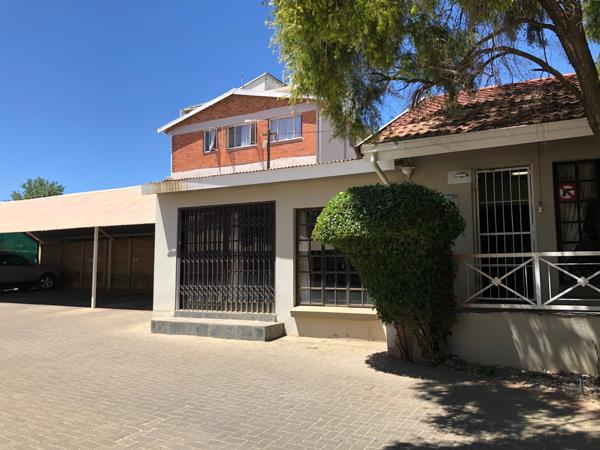 1 044  m² Office Space