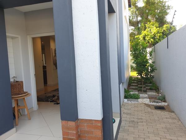 4 Bedroom Townhouse