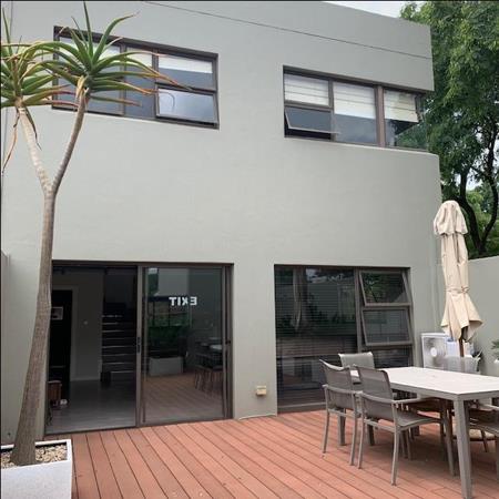 4 Bedroom Townhouse