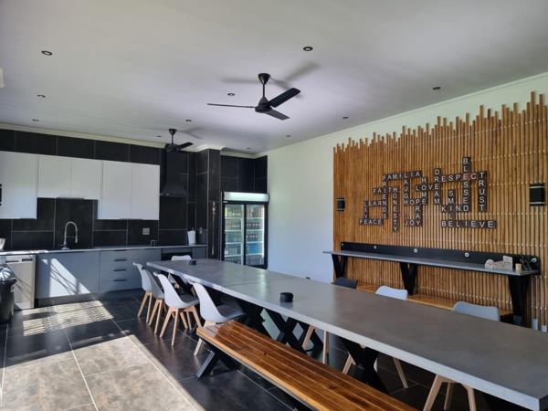 5 Bedroom House