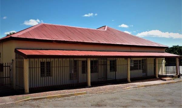 170  m² Commercial space