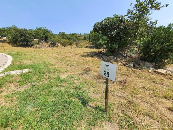 1 610 m² Land