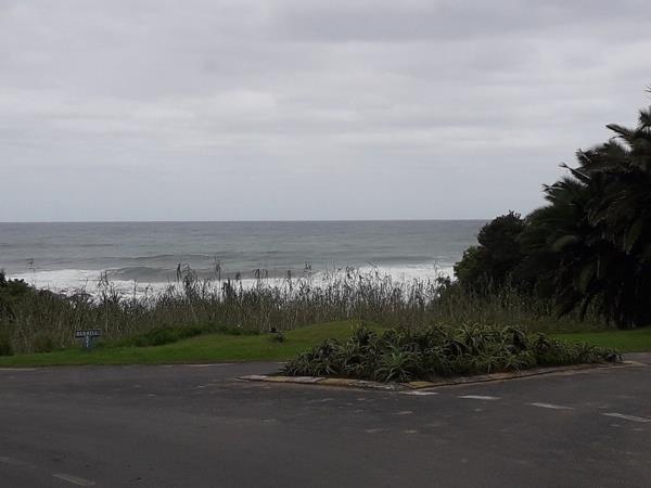 1 060 m² Land