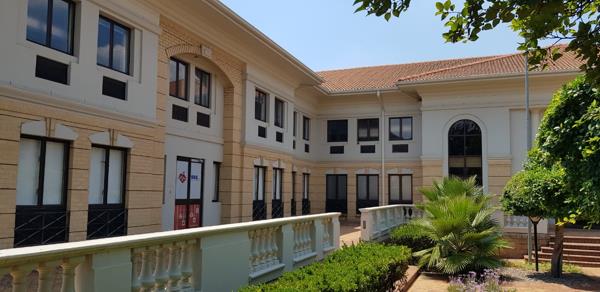 316 m² Office Space