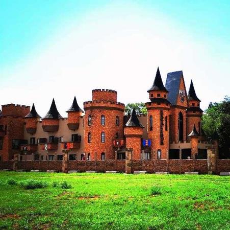 2 380  m² Commercial space