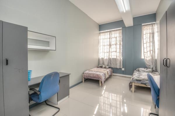 980 m² Commercial space