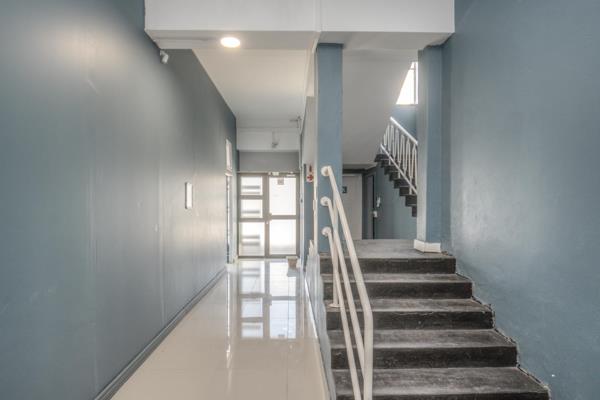 980 m² Commercial space