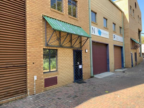 182  m² Industrial space