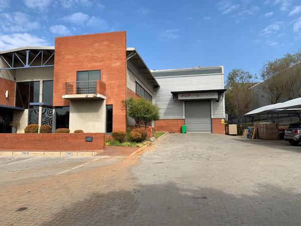 725 m² Industrial space