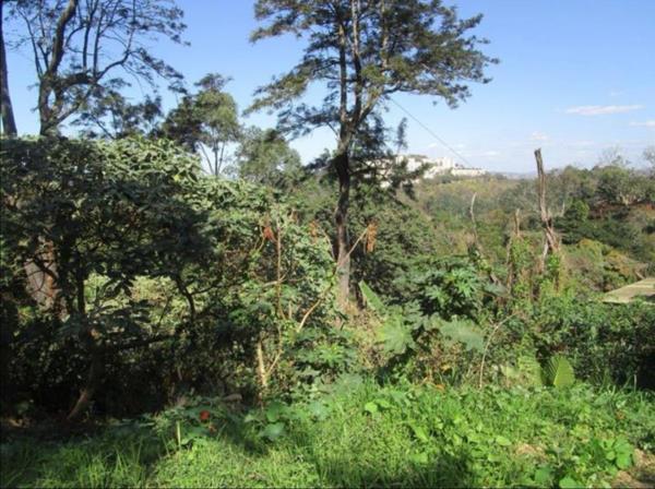 3 494 m² Land