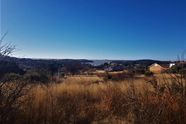 2 395 m² Land